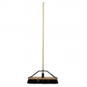 18'' push broom with bracket and handle (123212)
