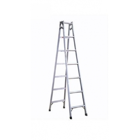 3M 10 foot folding stepladder BTL10