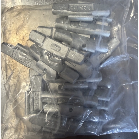 Regular 1.25 oz Clip-On Wheel Weights – Zinc Plated (Pack of 25)