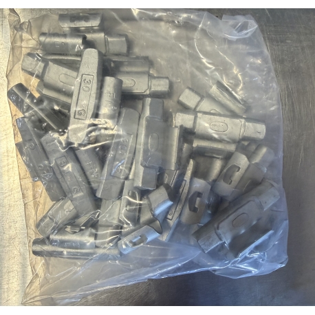 Plombs à balancer FN 30 g à clip – Plaqués zinc (Paquet de 25)